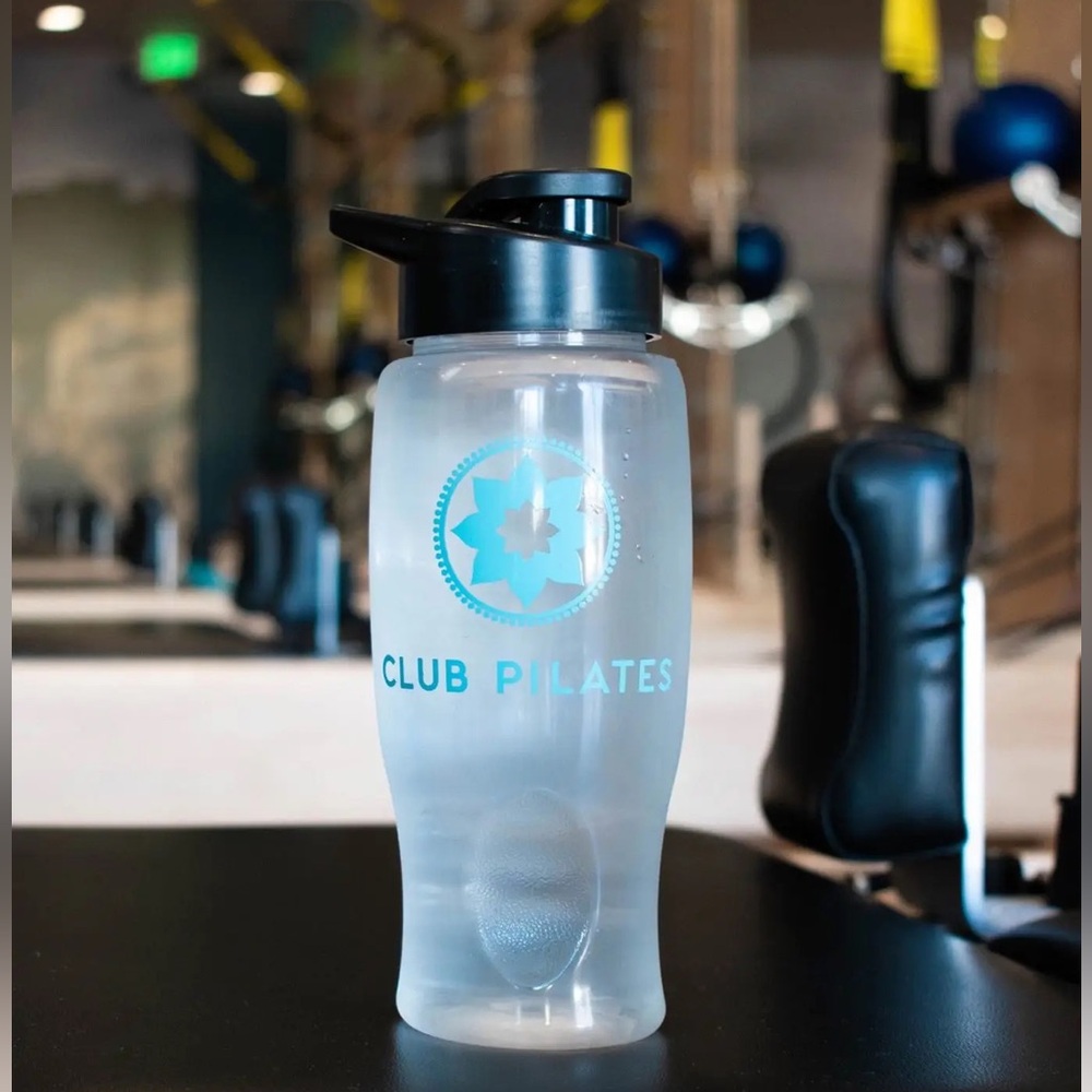 NEW Club Pilates Aqua Water Bottle yoga workout